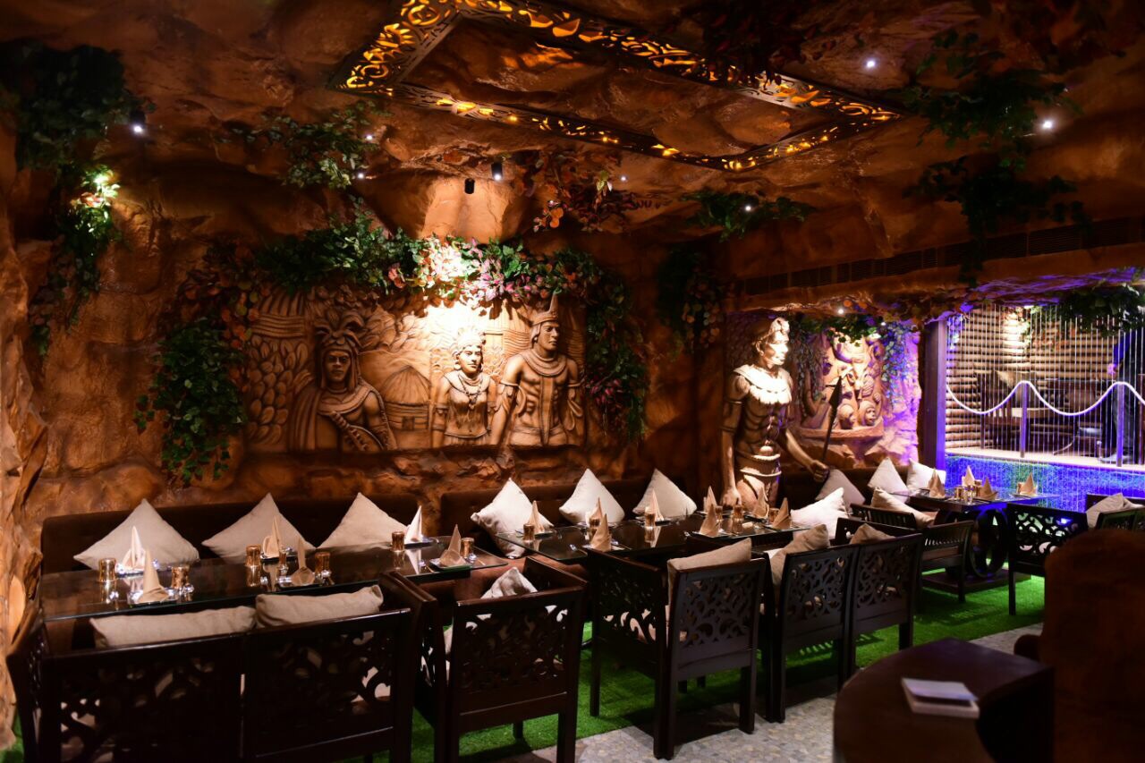Theme Restaurant Spice Caves Lucknow